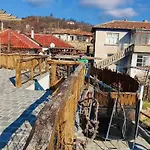 Appartement Namaste къща в село камилски дол *