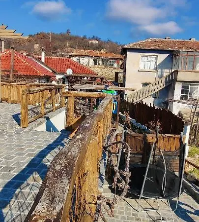 アパート Namaste къща в село камилски дол *