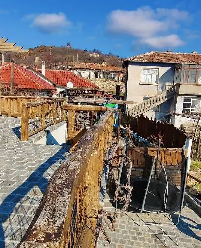 Appartement Namaste къща в село камилски дол *